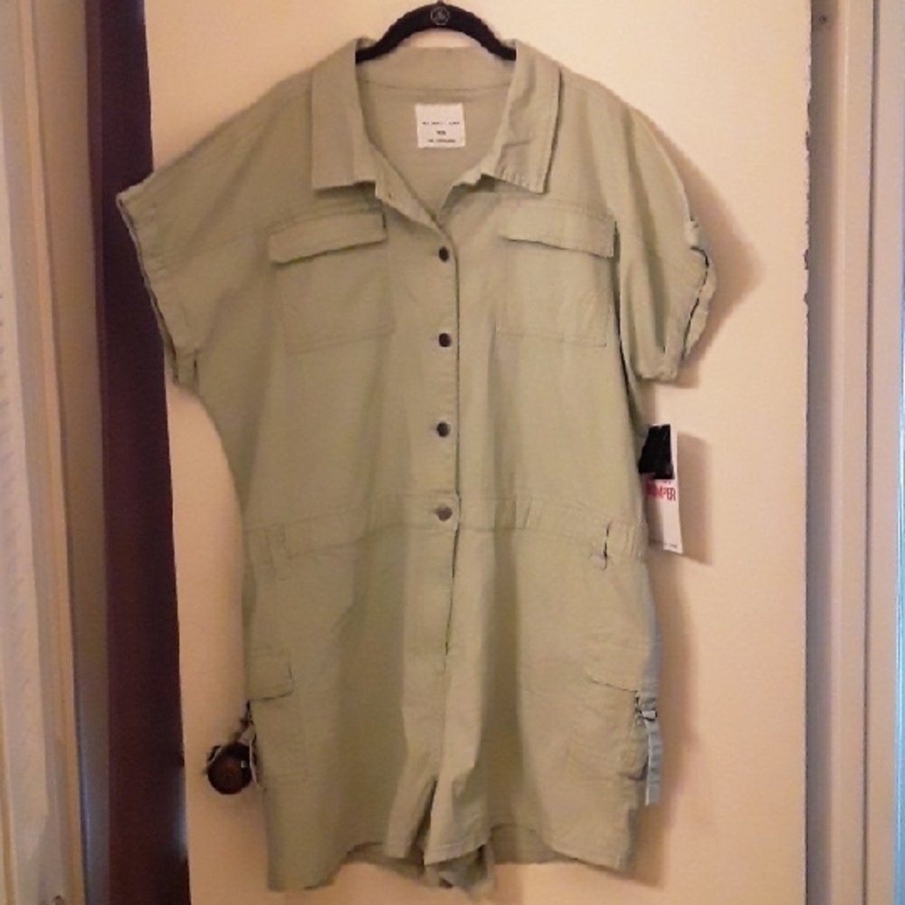 Celebrity Pink Green/khaki Cargo Romper